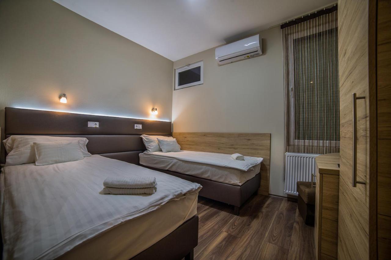 Balassagyarmat Sztar Motel Etterem מראה חיצוני תמונה